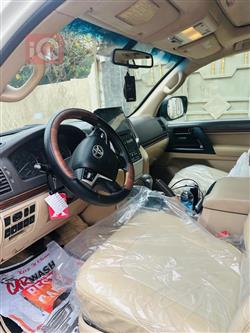 تويوتا لاندكروزر